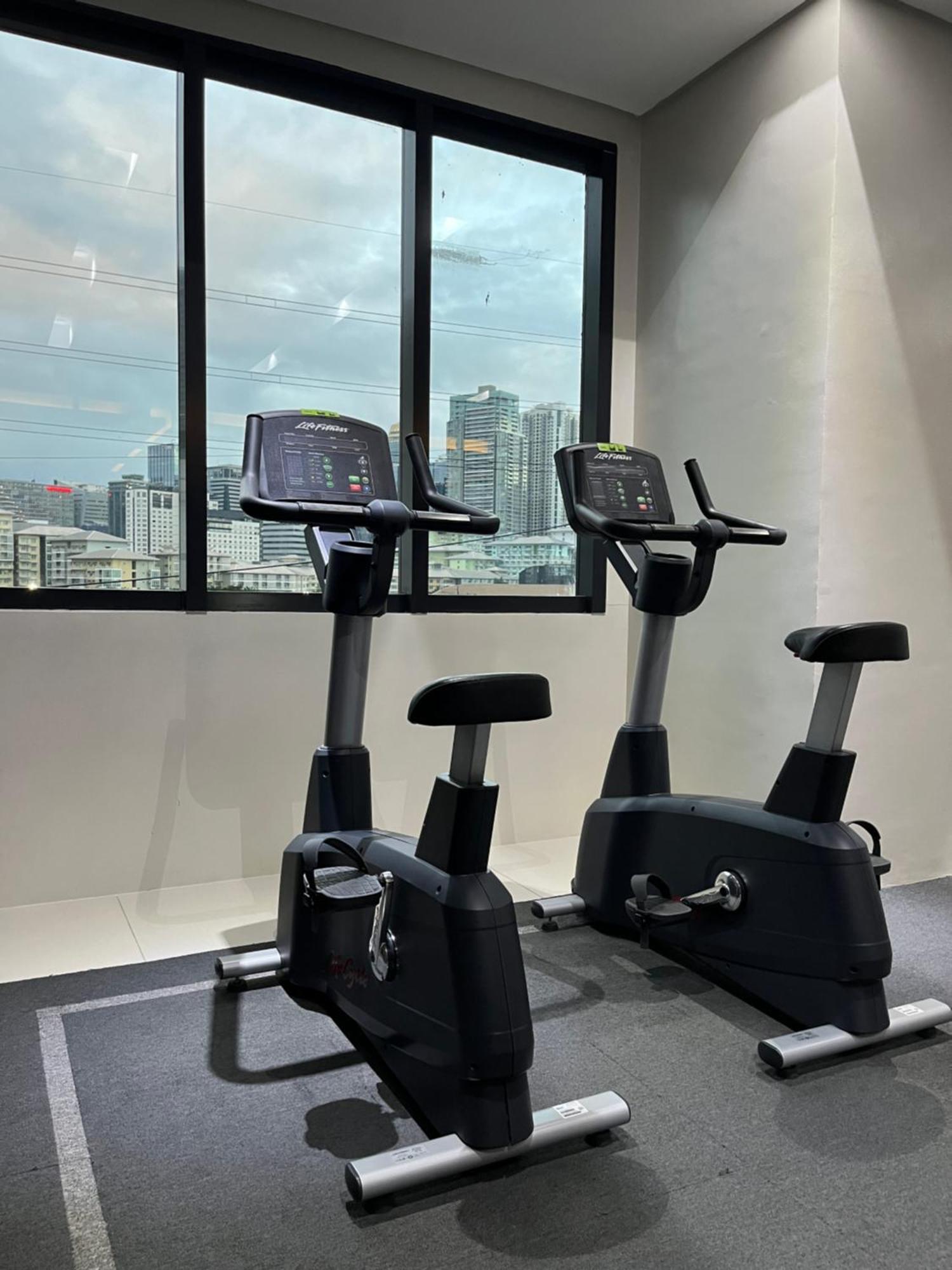 Hotel101 - Fort Taguig Bagian luar foto