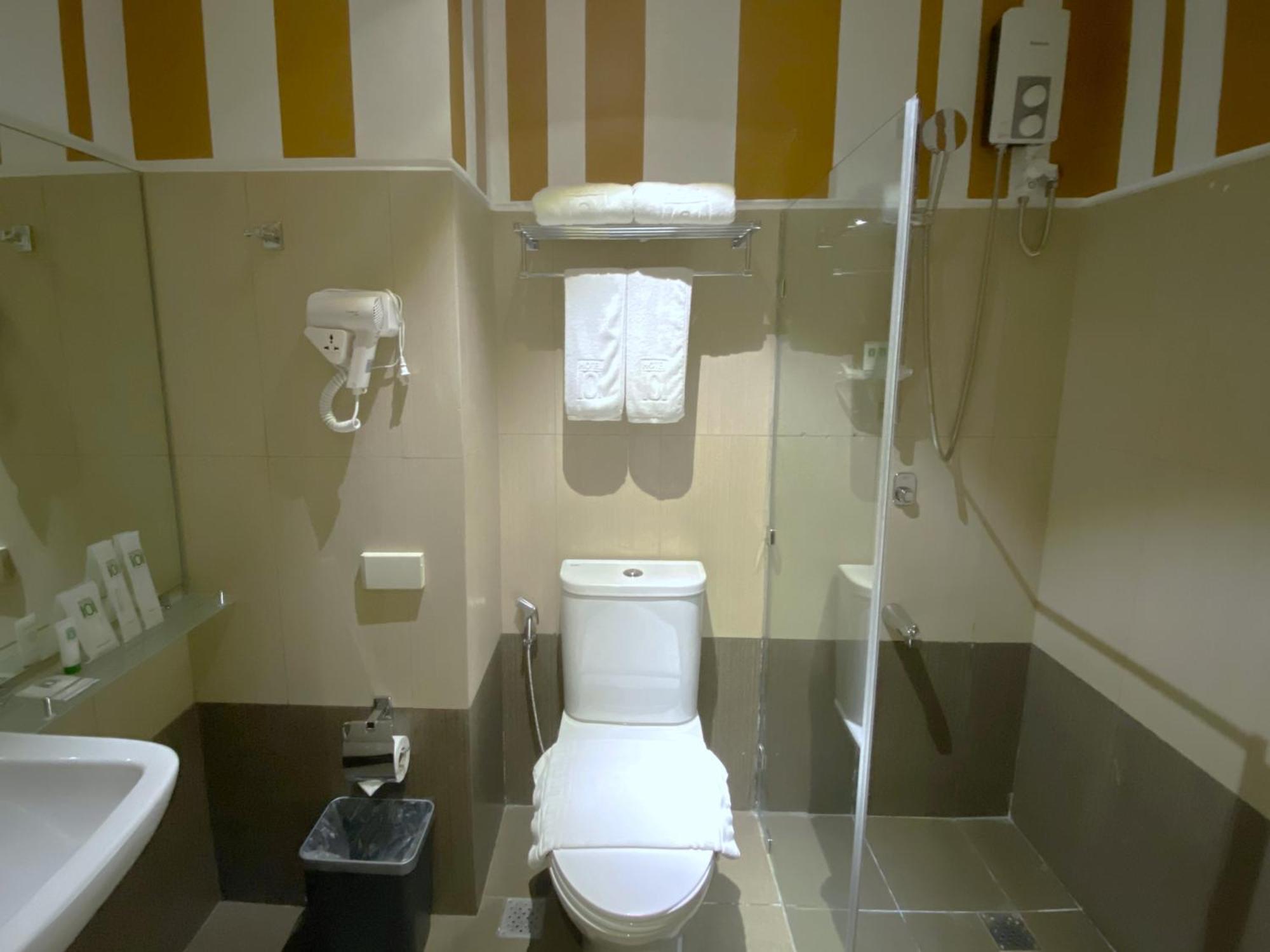 Hotel101 - Fort Taguig Bagian luar foto